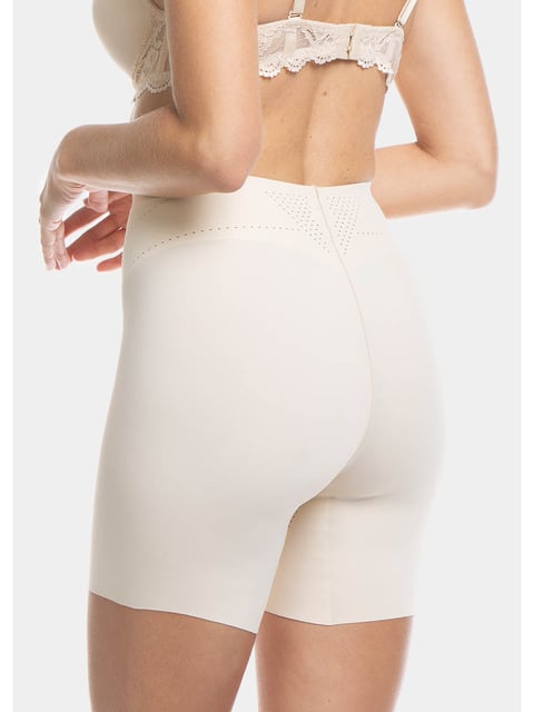 MAGIC Bodyfashion Dream Shaper Short Latte Slip