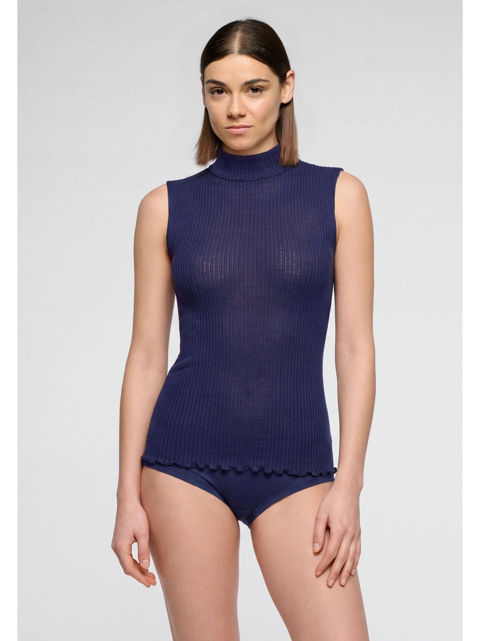 Oroblu Silk Wool Sleeveless Turtleneck in Eclipse – Bild 1